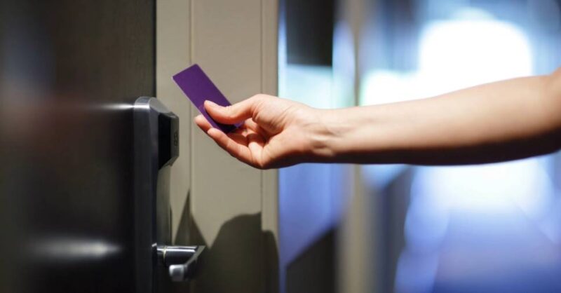 Biometria, cartão e senha: tecnologias de controle de acesso recentes